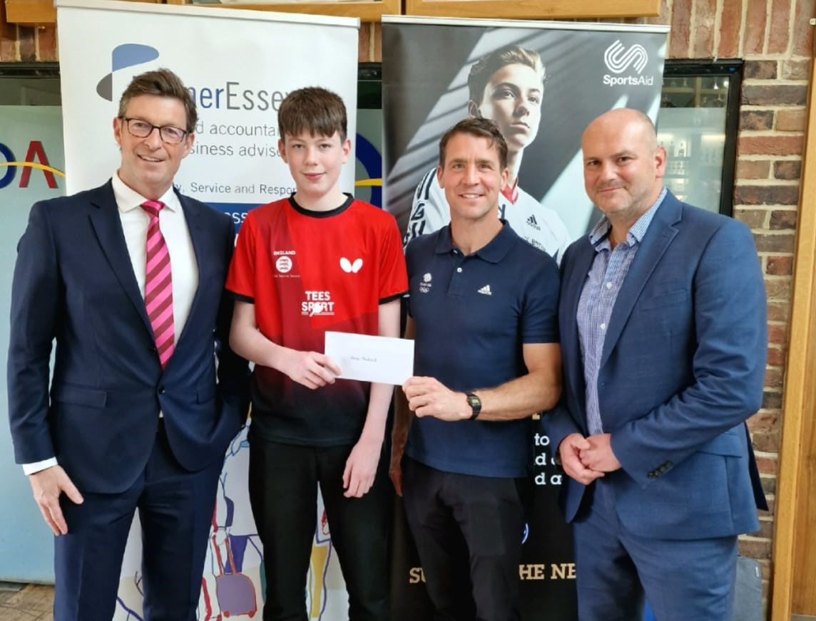 Leon Taylor thrills guests in St Albans - SportsAid Eastern